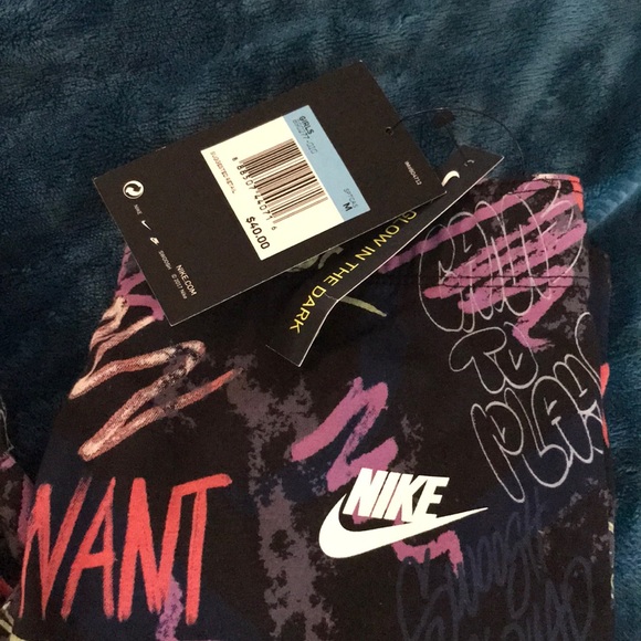 Nike WindRunner and leggings - Picture 3 of 3